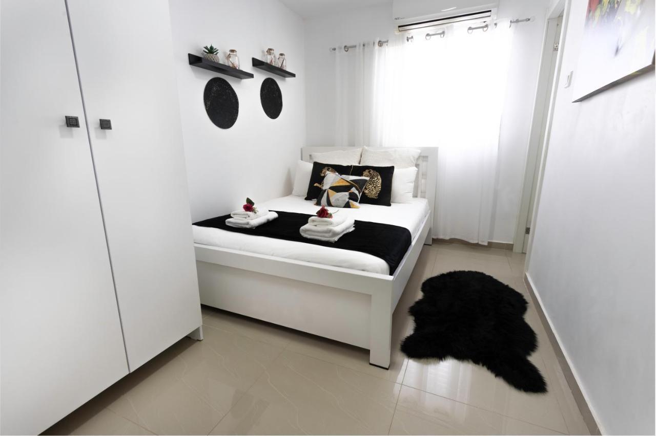 Апартаменты Yalarent Seaview 3Br Apt - Families Only Эйлат Экстерьер фото