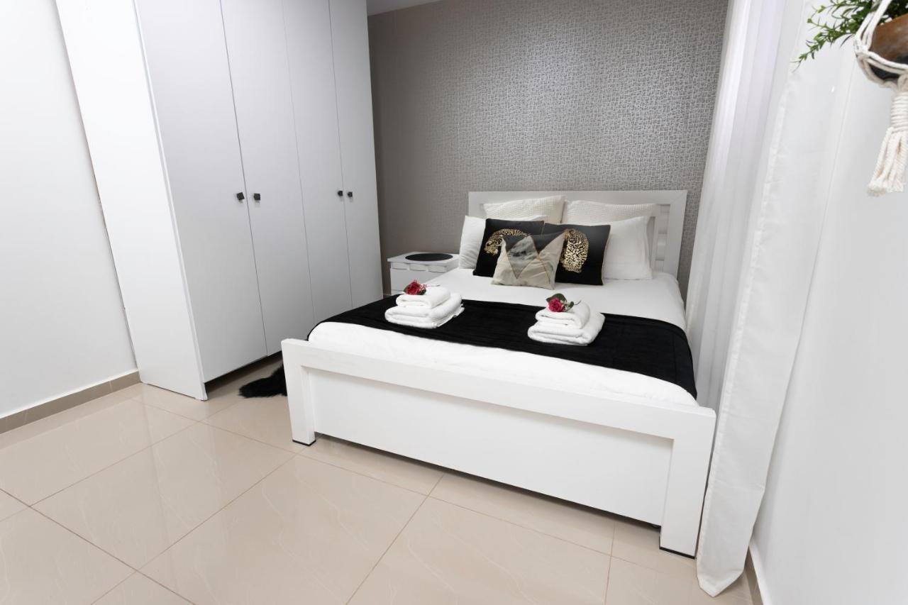 Апартаменты Yalarent Seaview 3Br Apt - Families Only Эйлат Экстерьер фото